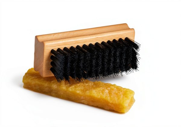 Suede Brush and Eraser Kit by Cobbler's Choice Co.-5